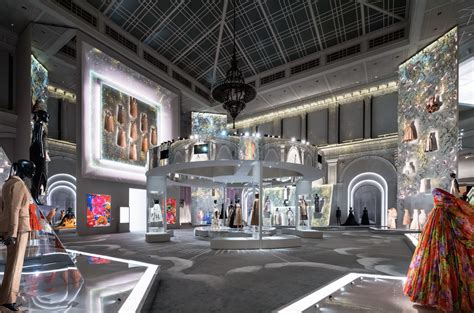 dior exhibition brooklyn